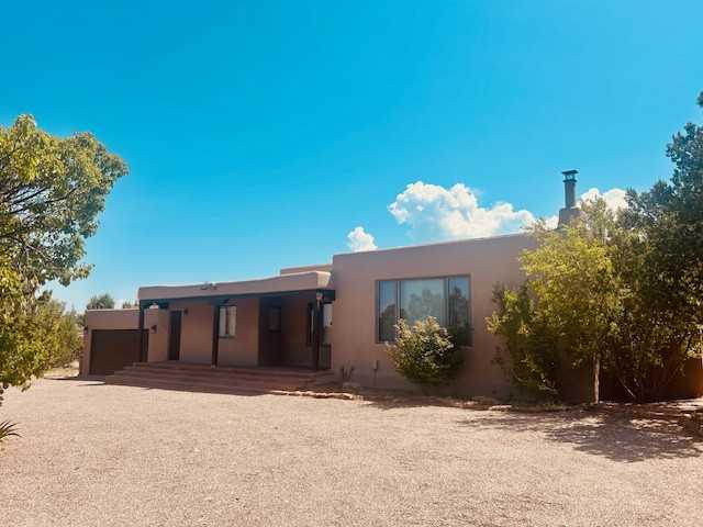 6 Sunflower Cir #X - Photo 2 of 11