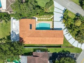 701 Nw 8th Ave #NA - Photo 1 of 1
