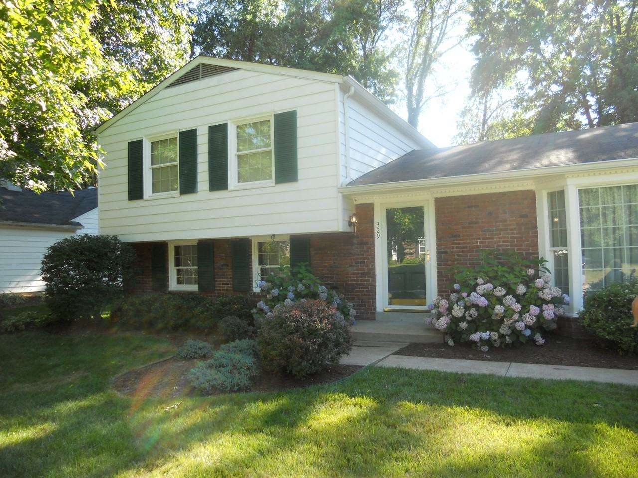 329 Nantucket Dr #NA - Photo 2 of 16