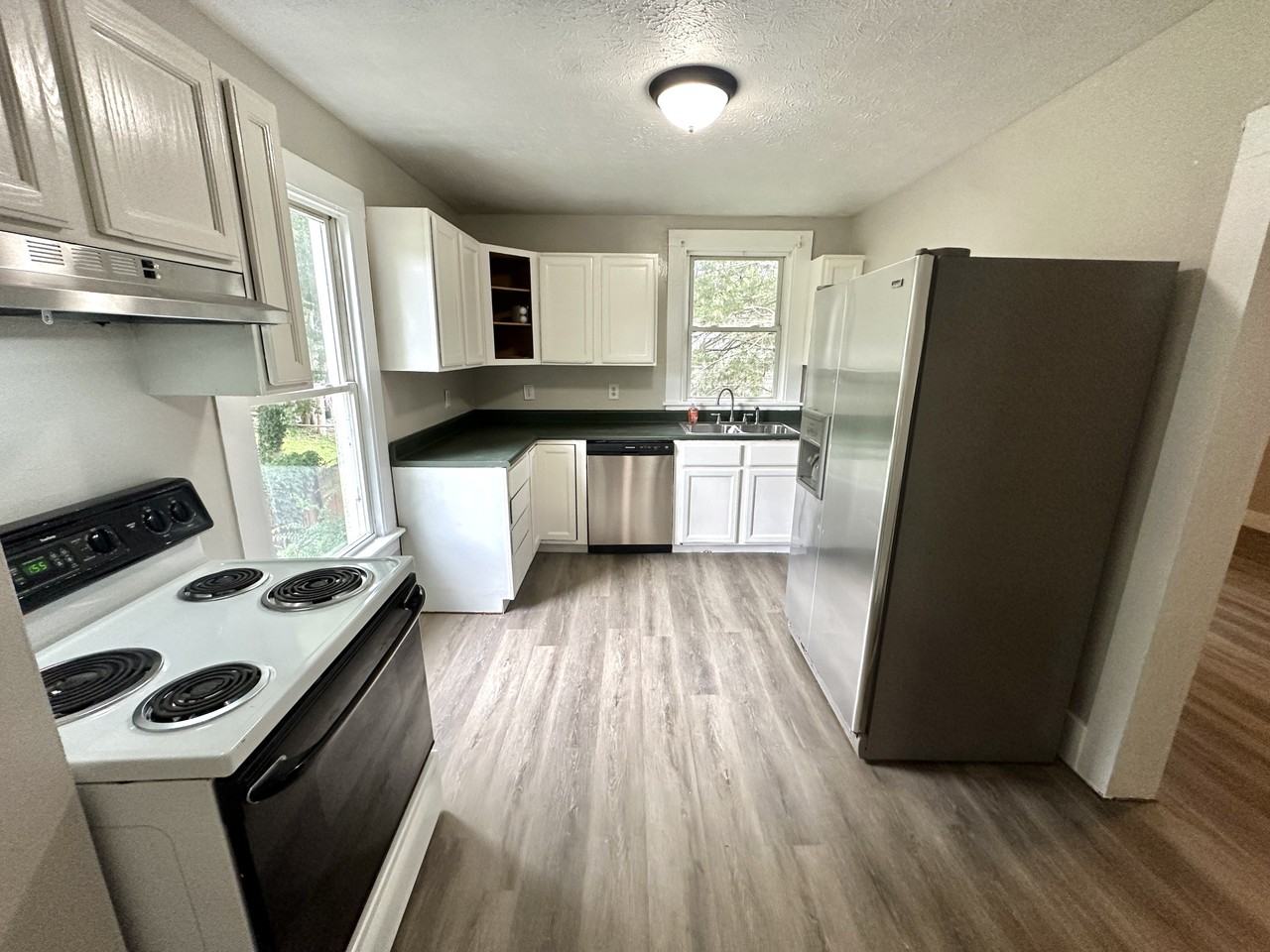 1335 Washington Ave #NA - Photo 3 of 7