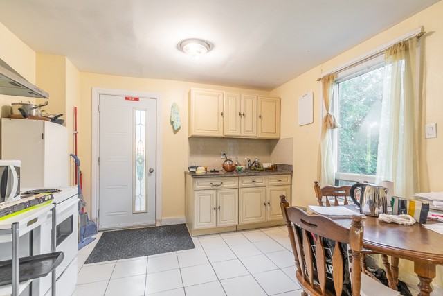 59 Homewood Avenue - Photo 4 of 9