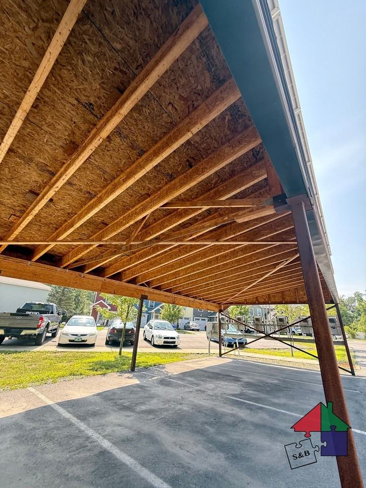 Luxe Haven - Photo 2 of 33