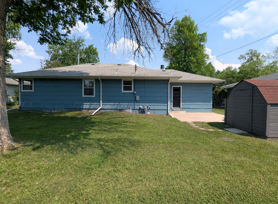 1715 N Front St #NA - Photo 3 of 40