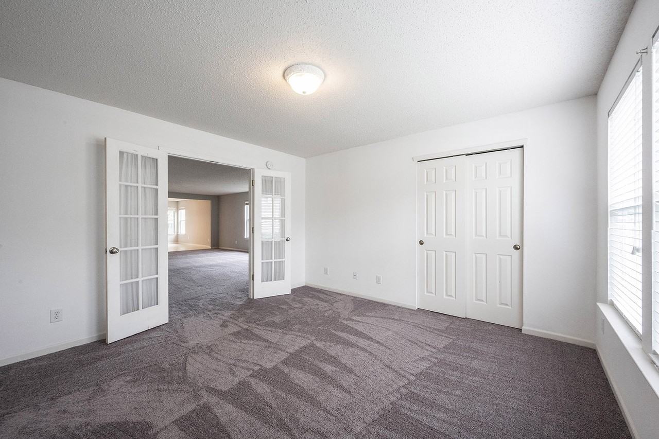 10290 Tournon Dr #NA - Photo 4 of 11