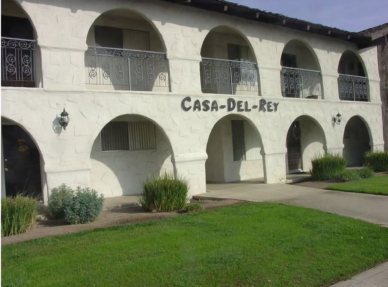 Casa Del Rey Apartments - Photo 2 of 50