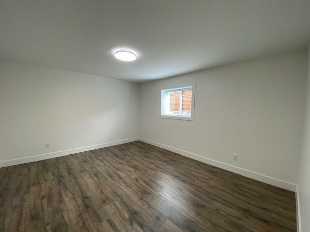 496 Draycott Street - Photo 3 of 12