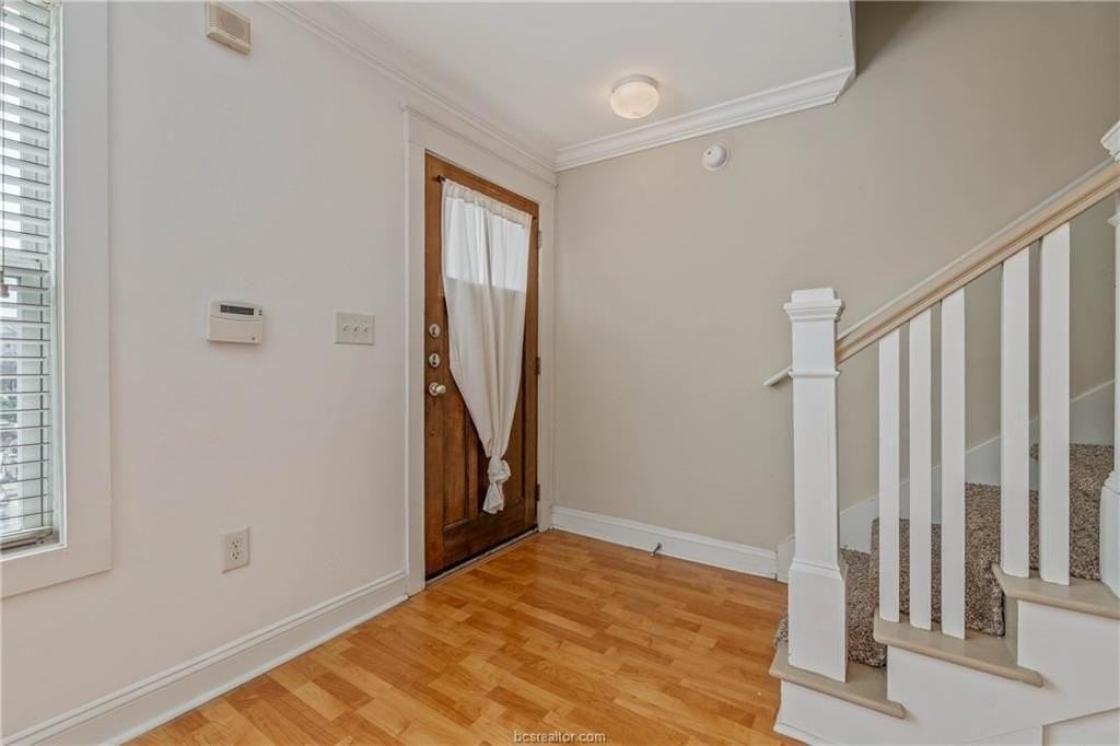 1725 Harvey Mitchell Pkwy S #1730 - Photo 4 of 17