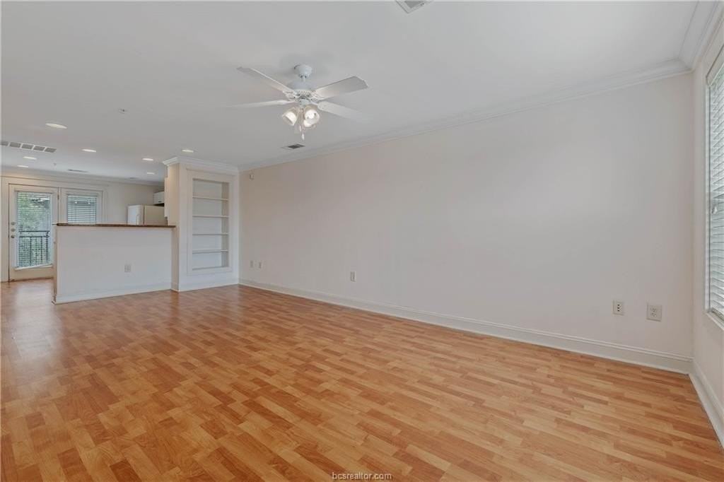 1725 Harvey Mitchell Pkwy S #1730 - Photo 6 of 17