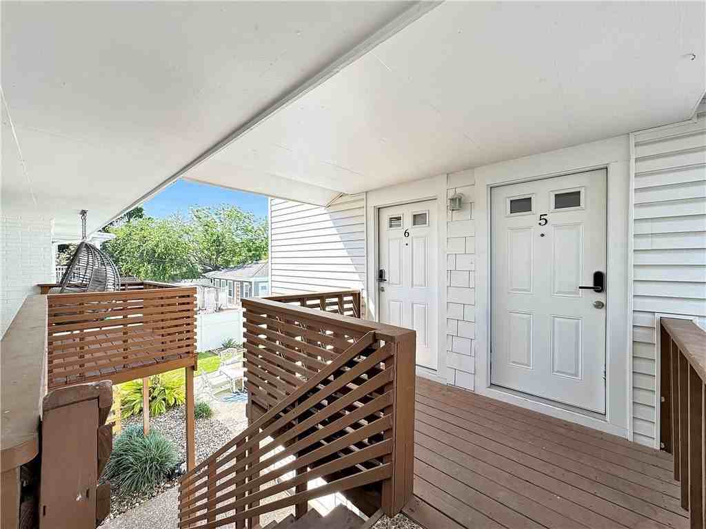 1601 Ocean Dr Unit 6 #6 - Photo 7 of 23