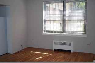 1360 W Touhy Ave #504 - Photo 1 of 1
