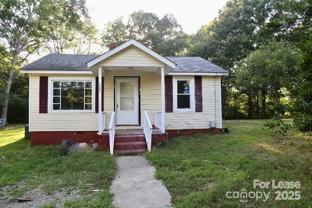 615 Marion St - Photo 1 of 1
