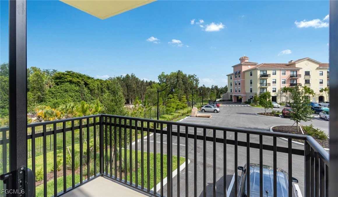 22980 Vista Edera Cir Unit 3-407 #3-407 - Photo 7 of 40