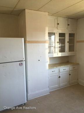 2117-2119 S 91st St - Photo 3 of 5