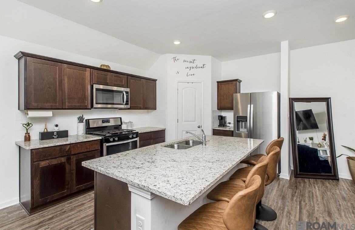 734 Lambot Ave - Photo 4 of 18