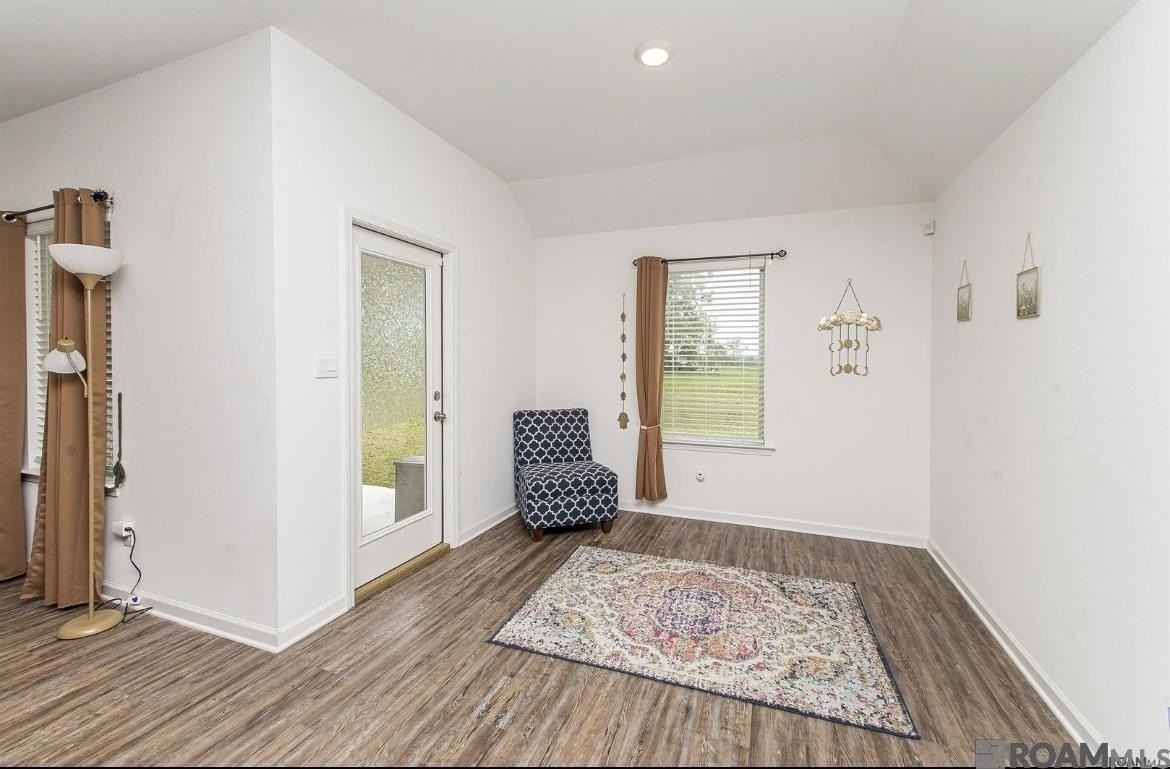 734 Lambot Ave - Photo 7 of 18