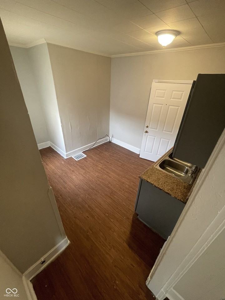 117 E Palmer St #E - Photo 5 of 11