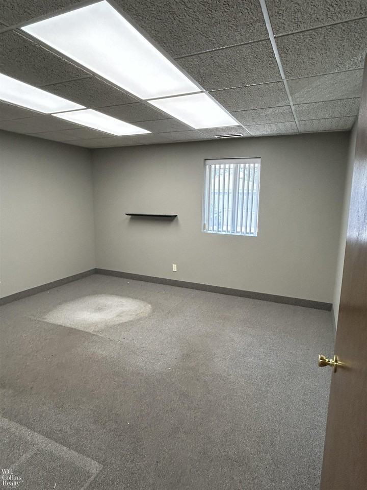 11443 E 13 Mile Rd Ste 402 - Photo 3 of 3