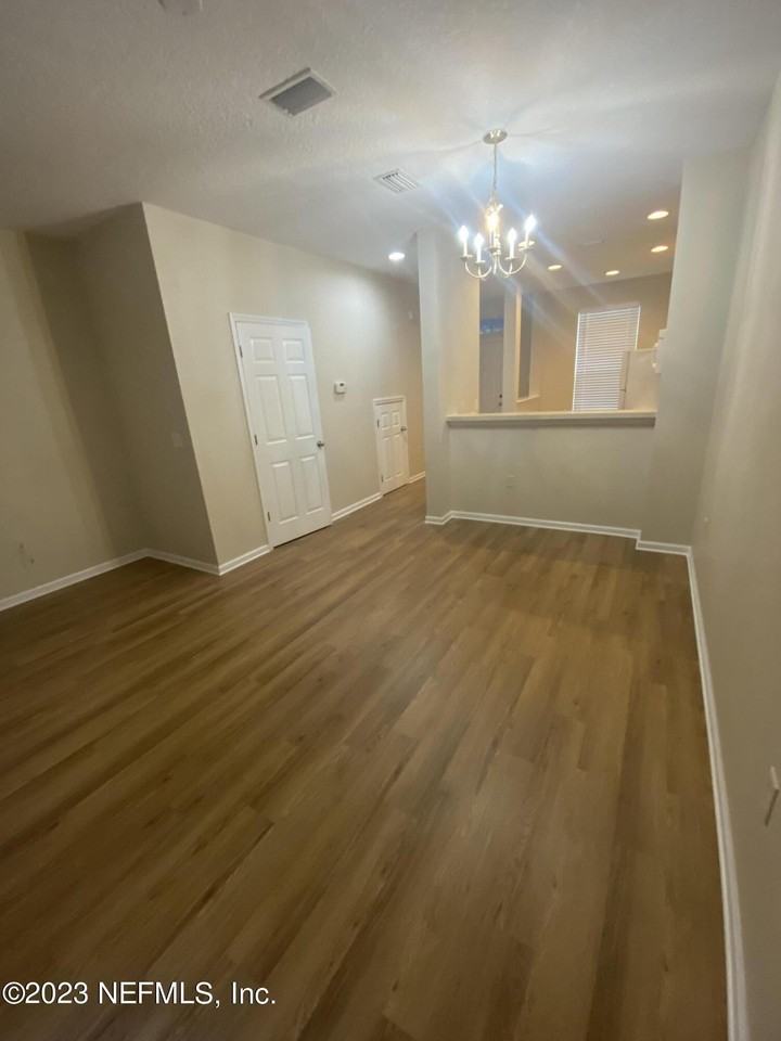 1480 Pitney Cir - Photo 5 of 18