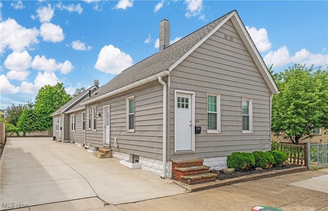 1276 W 67th St Unit B