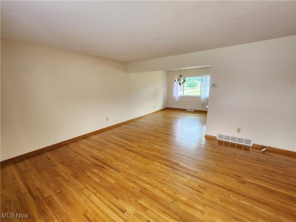 5650 Cascade Ct - Photo 4 of 27