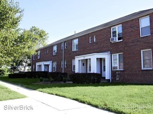 7003 Dunmanway - Photo 2 of 20