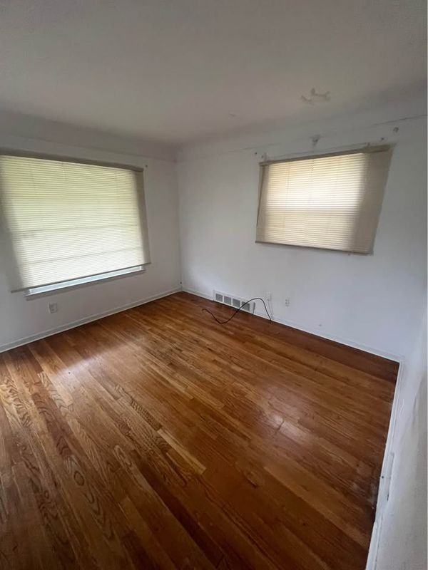 17130 Joann St - Photo 2 of 8