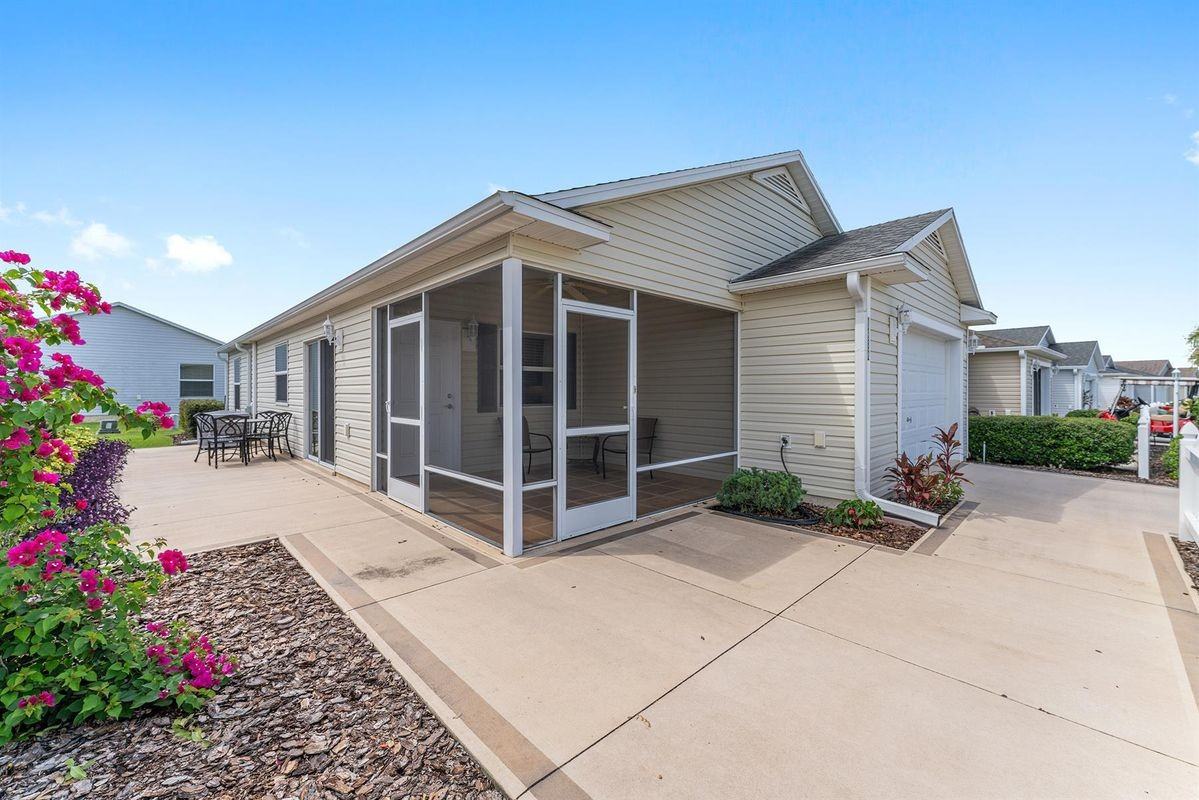 1382 Viola Ct - Photo 3 of 16