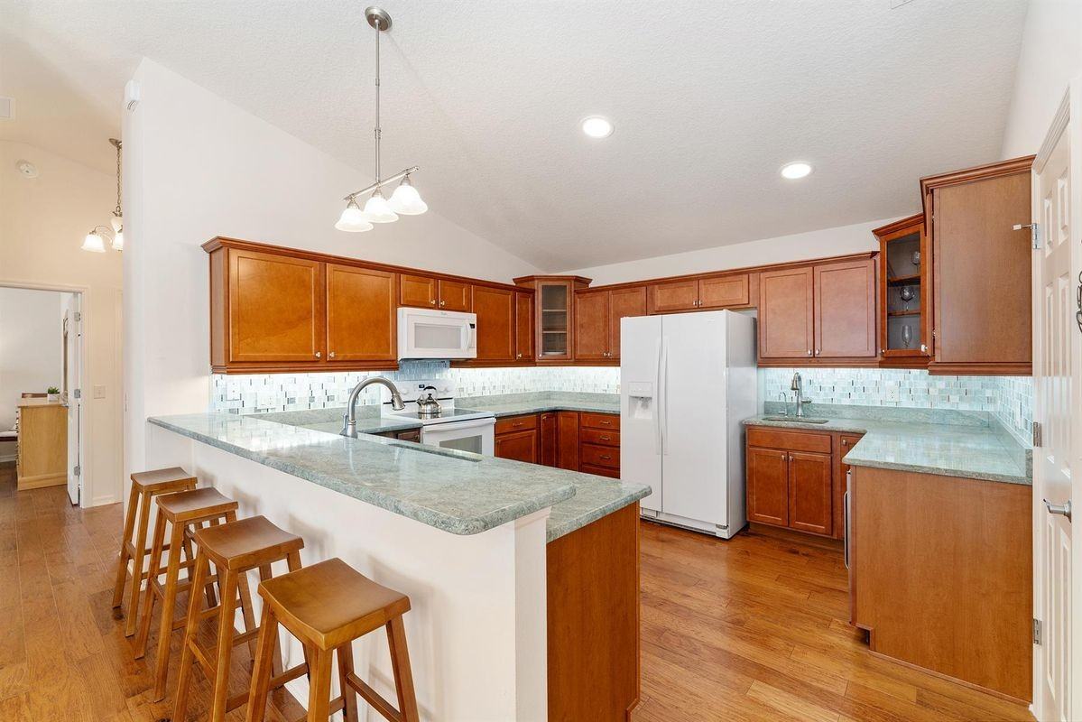 1382 Viola Ct - Photo 5 of 16