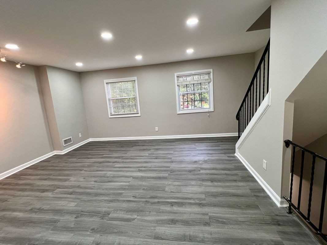 14713 Cardigan Sq - Photo 5 of 36