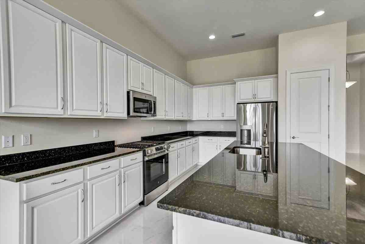 4533 Mondrian Court - Photo 5 of 28