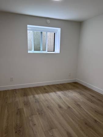 4955 Grafton St - Photo 3 of 8