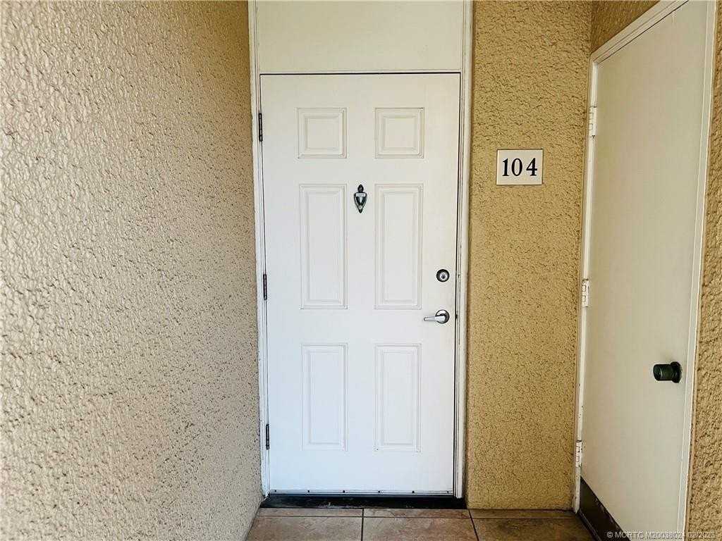 3432 Ne Causeway Blvd Apt 104 #104 - Photo 3 of 50