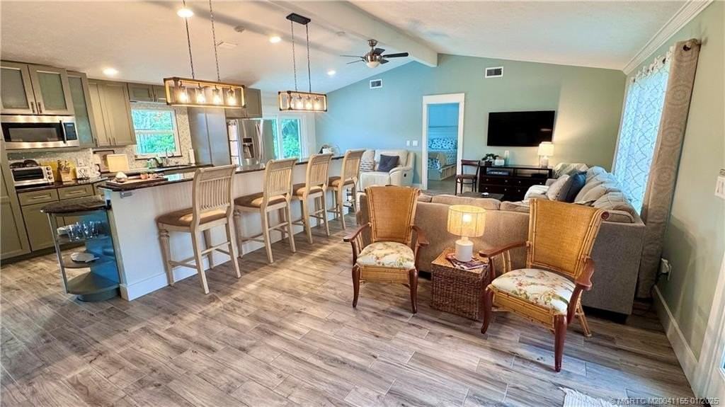 323 Sw Ridge Ln - Photo 7 of 29