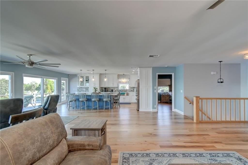 26 Sw Riverway Blvd - Photo 7 of 50