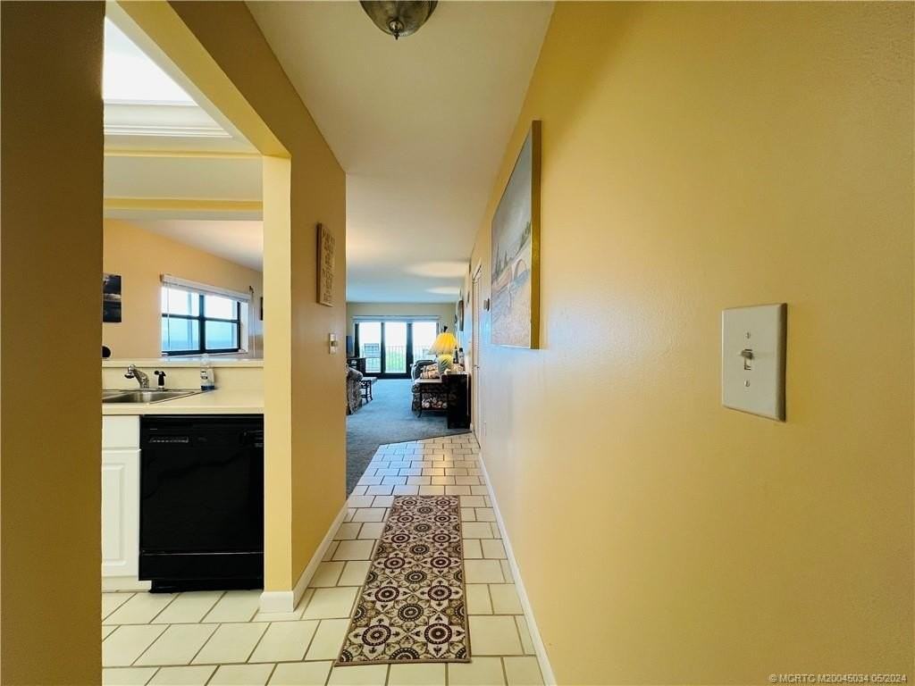 7430 S Ocean Dr #217 - Photo 3 of 50