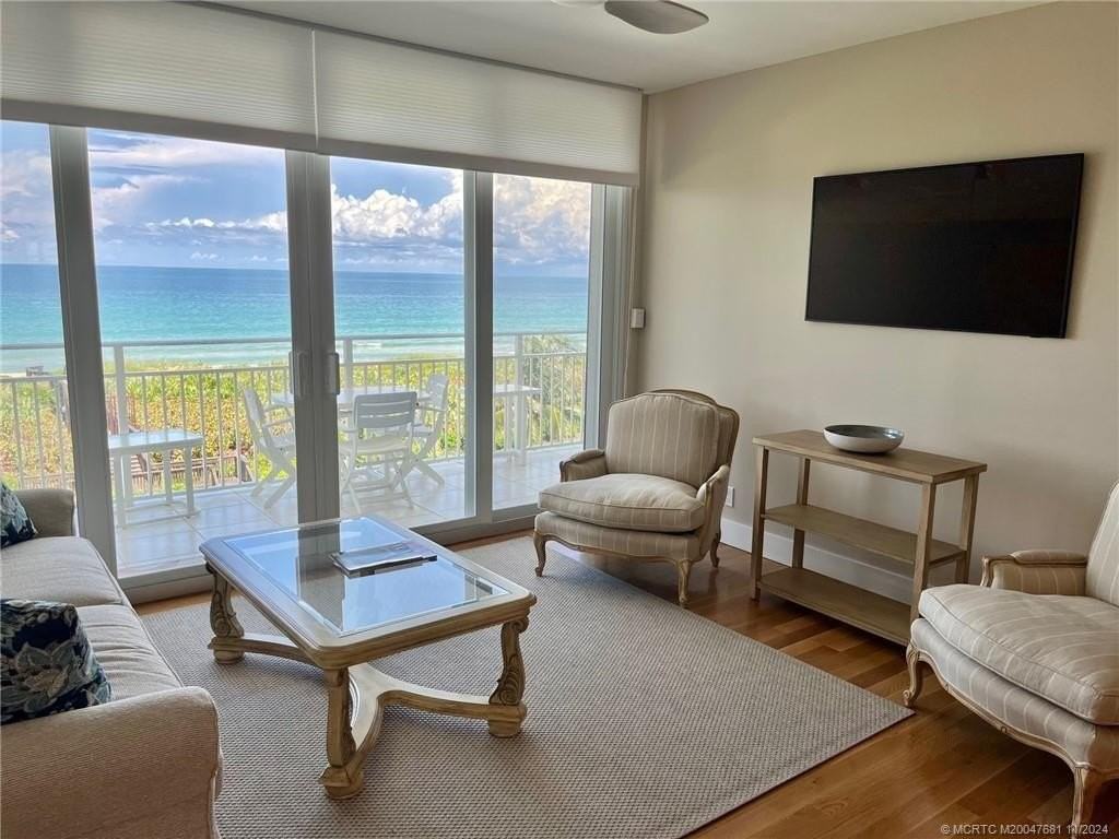 579 Ne Plantation Rd Apt N301 #301N - Photo 4 of 15