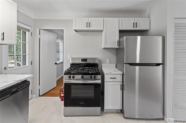 505 S Main St - Photo 2 of 24