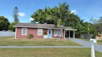 864 Se Festivo Ct - Photo 1 of 1