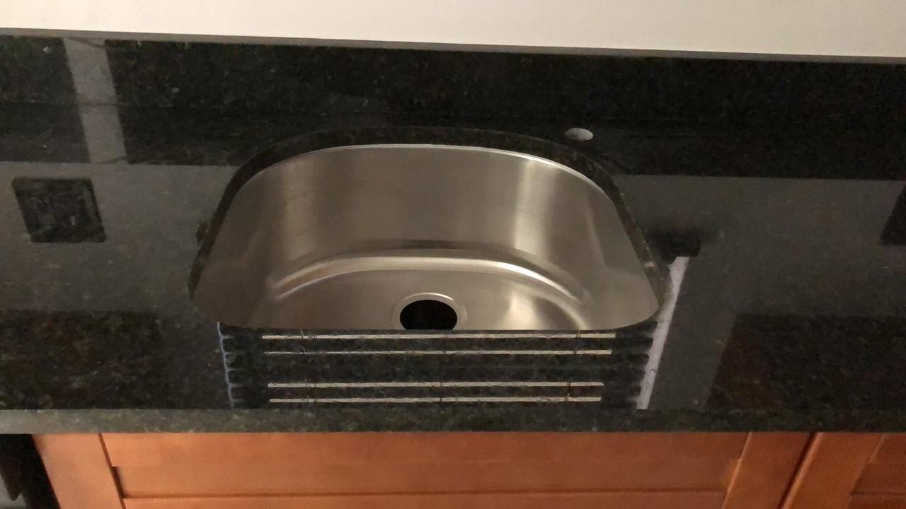 21911 Lake Forest Cir #204 - Photo 6 of 16