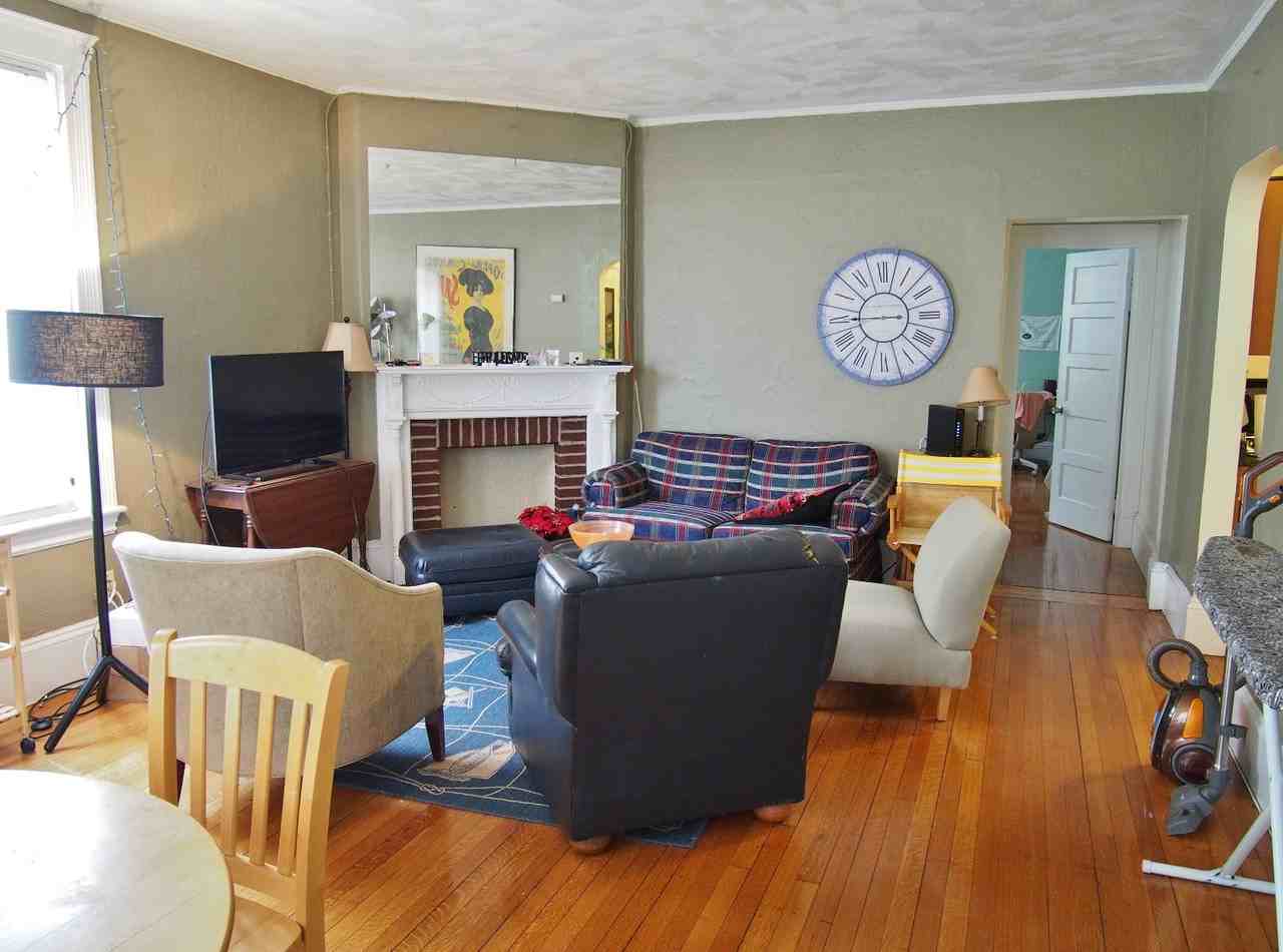 148 Strathmore Rd #2 - Photo 3 of 14