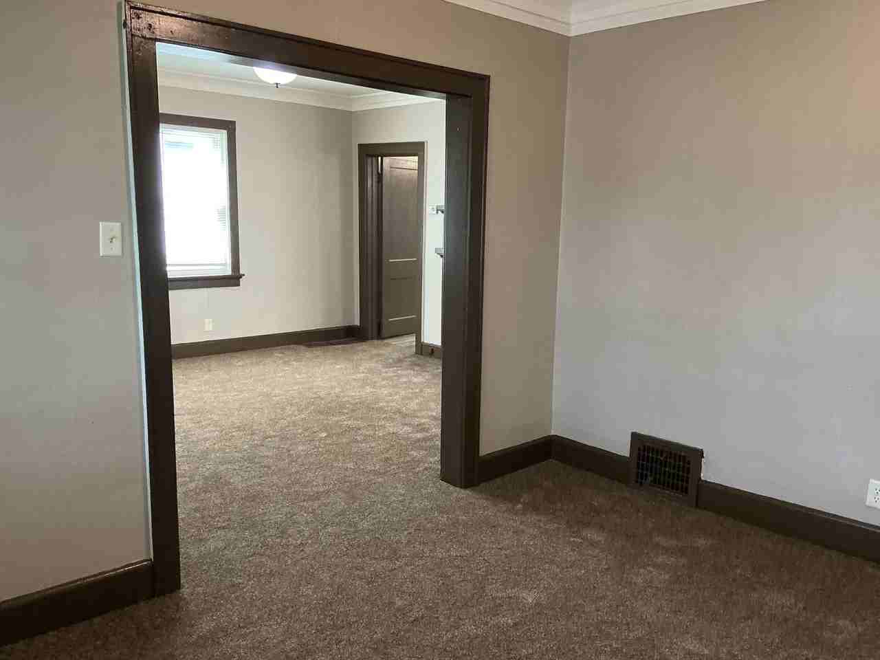 3367 N 36th St - Photo 3 of 14