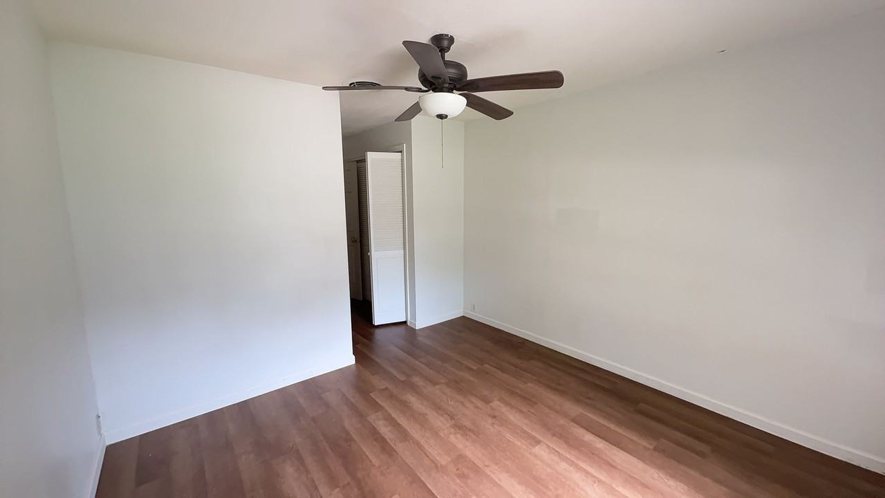 1311 Missouri Ave - Photo 7 of 19