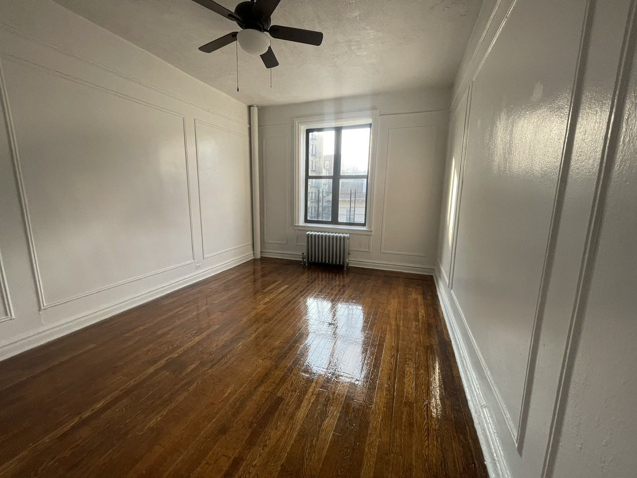 Marion Ave - Photo 5 of 10