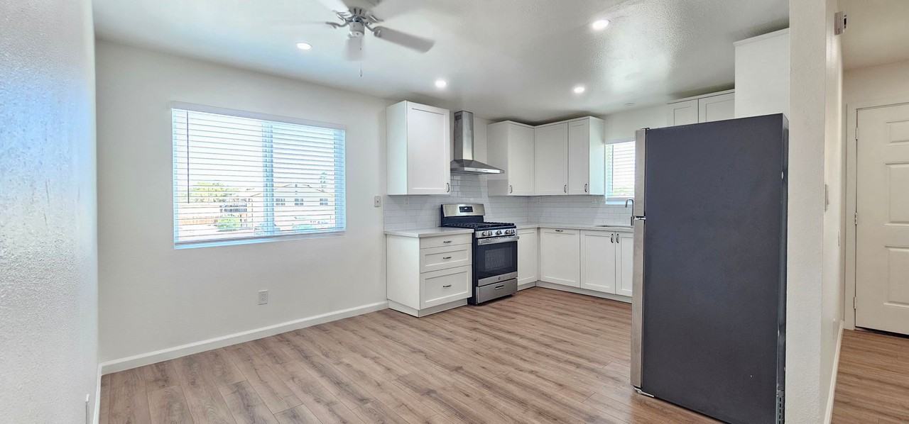 809 Capehart - Photo 5 of 21