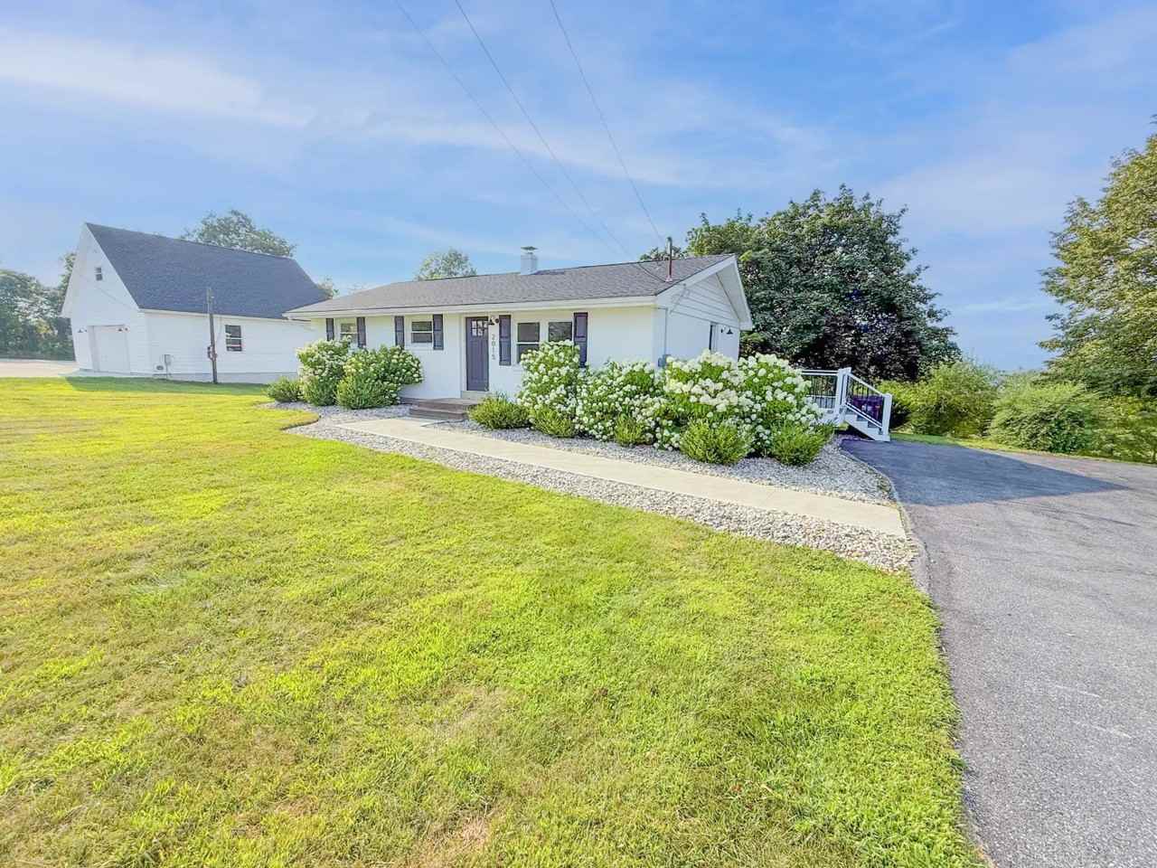 2015 Rising Sun Rd - Photo 2 of 15