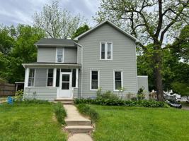 featured image of 204 S 4th St