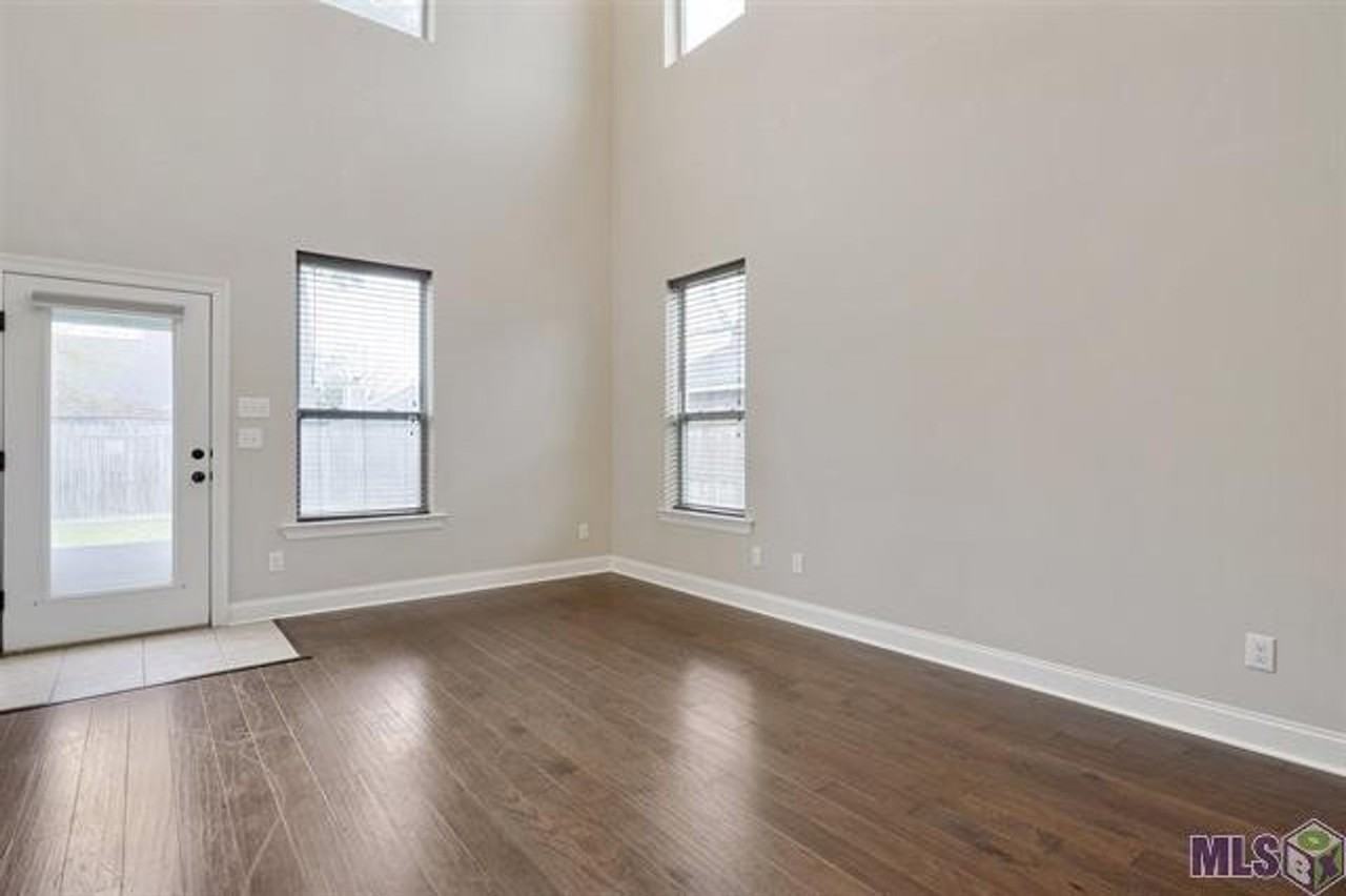 13869 Stone Gate Dr - Photo 6 of 17