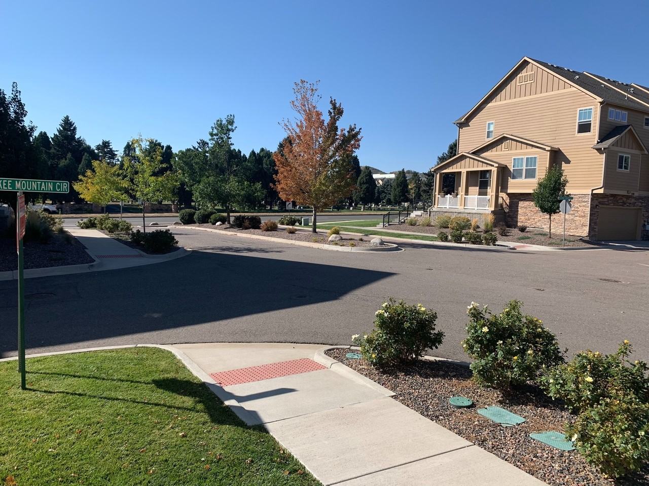 1405 Lamborn Way - Photo 3 of 37