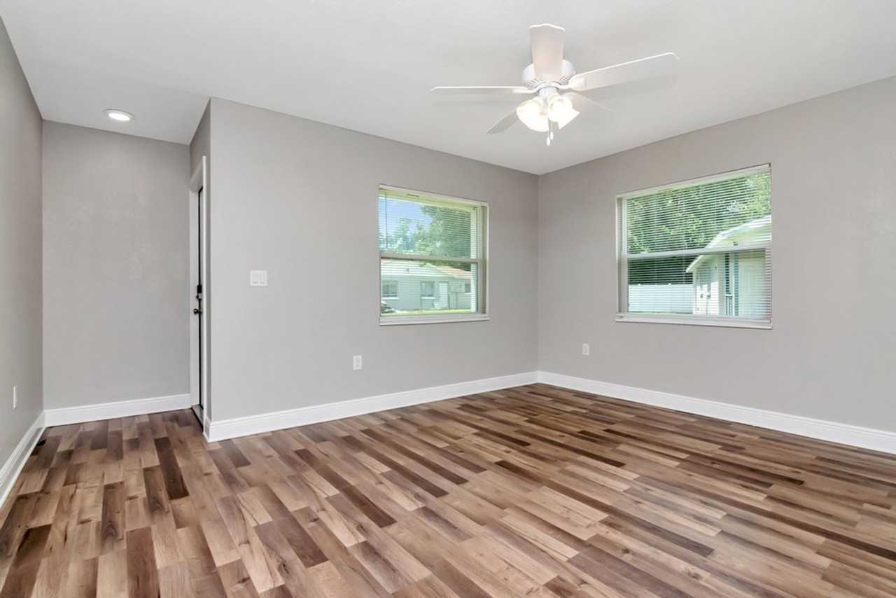 6201 12th Street Ct E - Photo 4 of 26