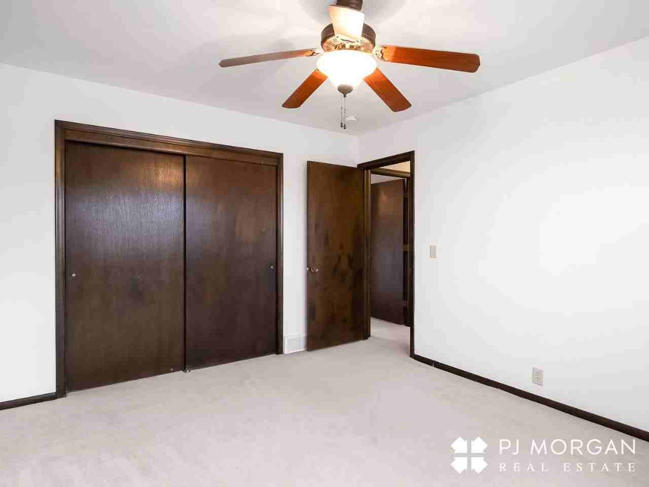 1312 S 118th St - Photo 7 of 46